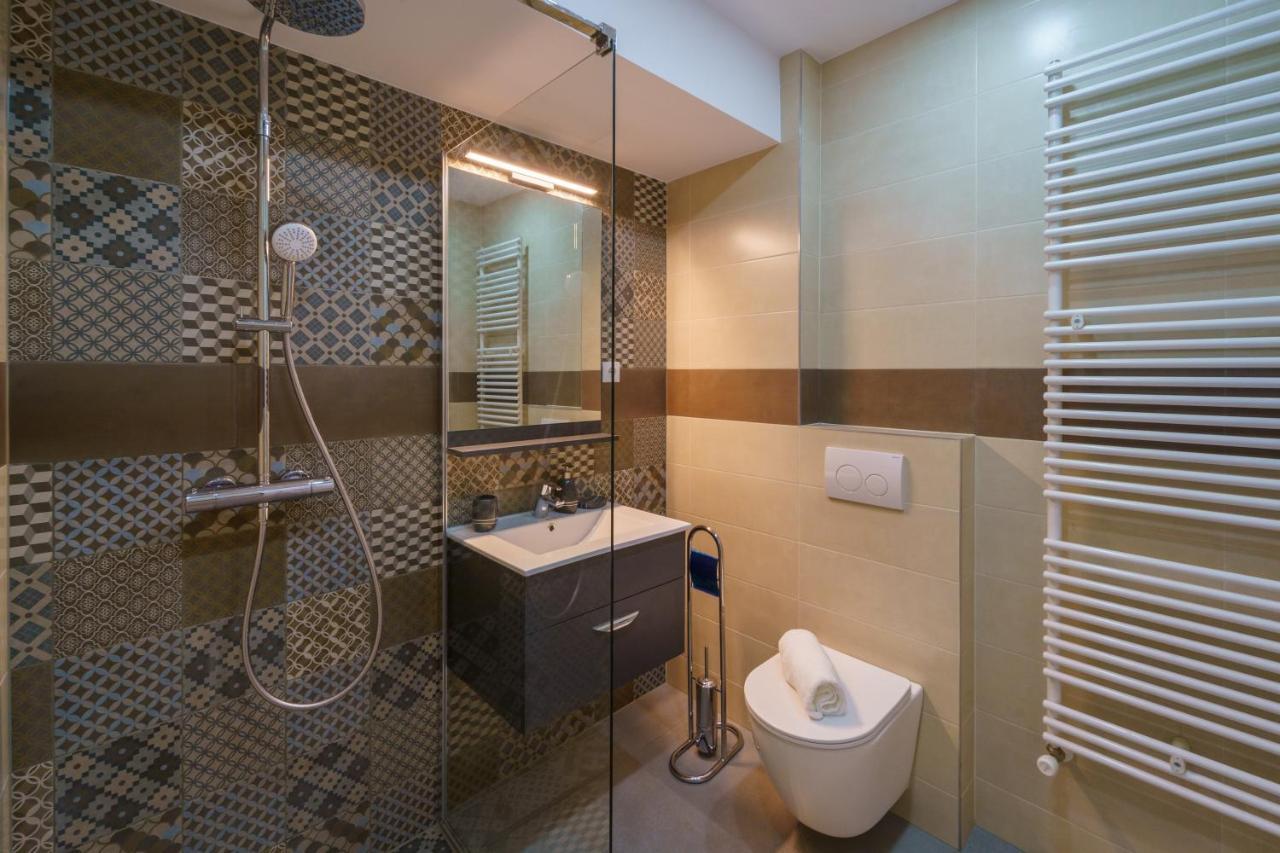 Main Square 5 Star Luxury Apartment With View クルージュ＝ナポカ エクステリア 写真