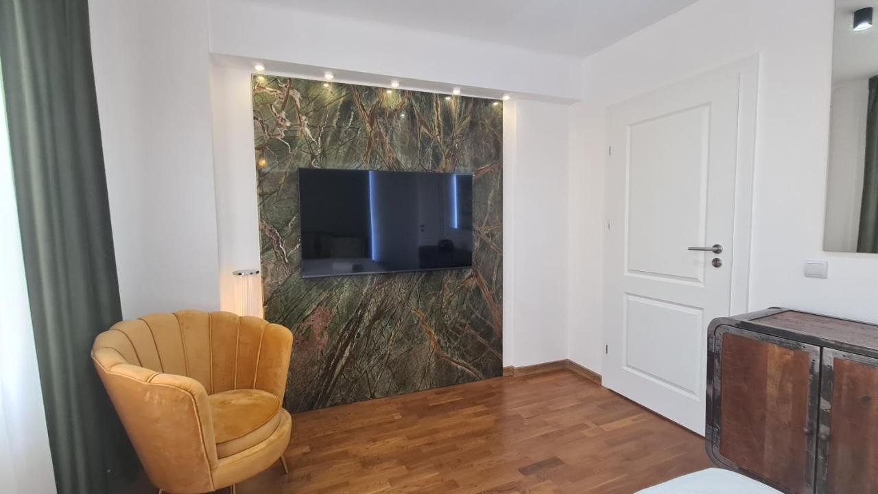 Main Square 5 Star Luxury Apartment With View クルージュ＝ナポカ エクステリア 写真
